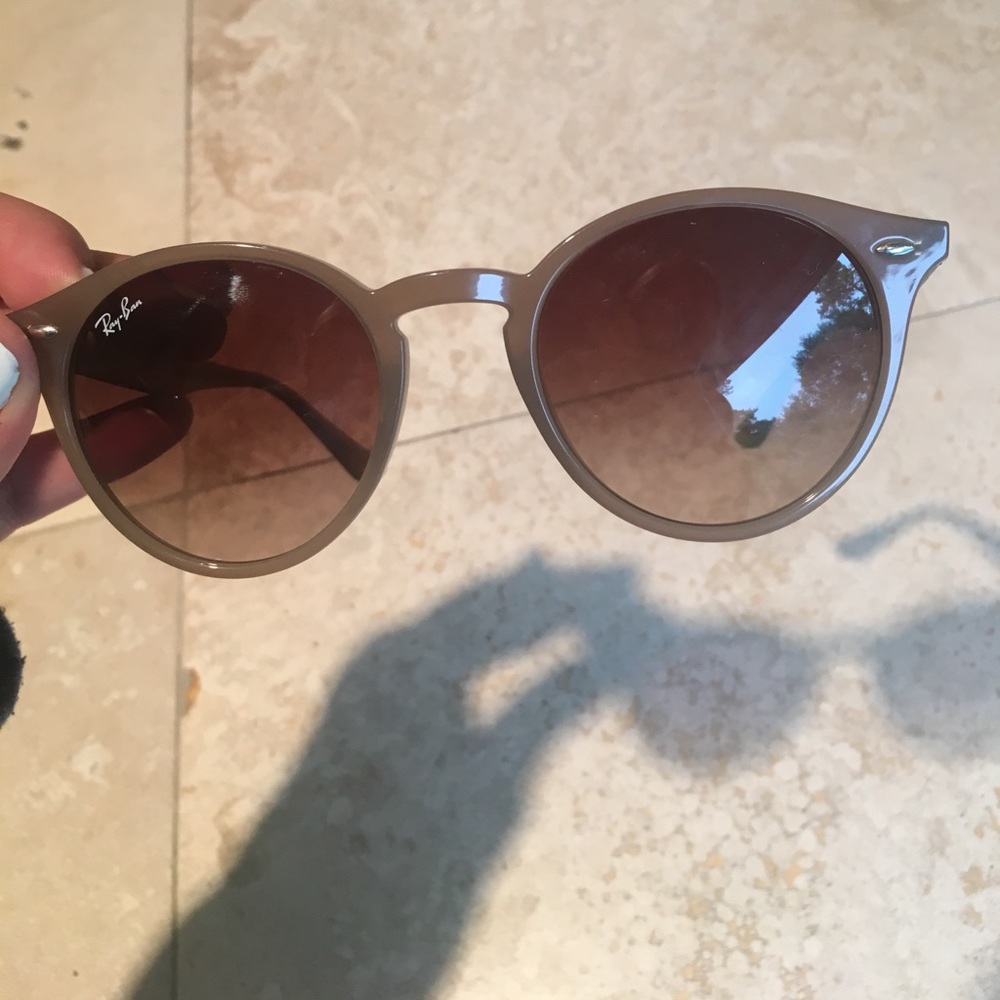 Brown Gradient Ray Ban Sunglasses - image 3